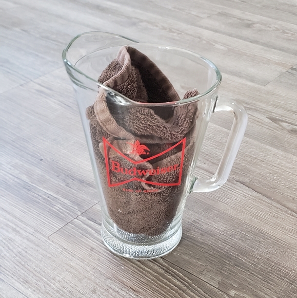 Budweiser pitcher - Picture 6 of 7